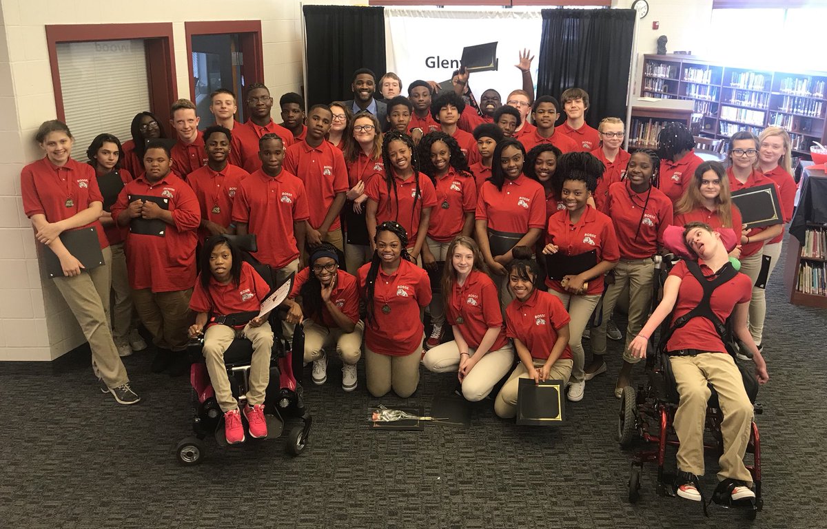 I had the pleasure of being the guest speaker at Glenwood Leadership Academy’s 8th grade graduation this morning. Congrats to the graduates and good luck on your journey to high school.