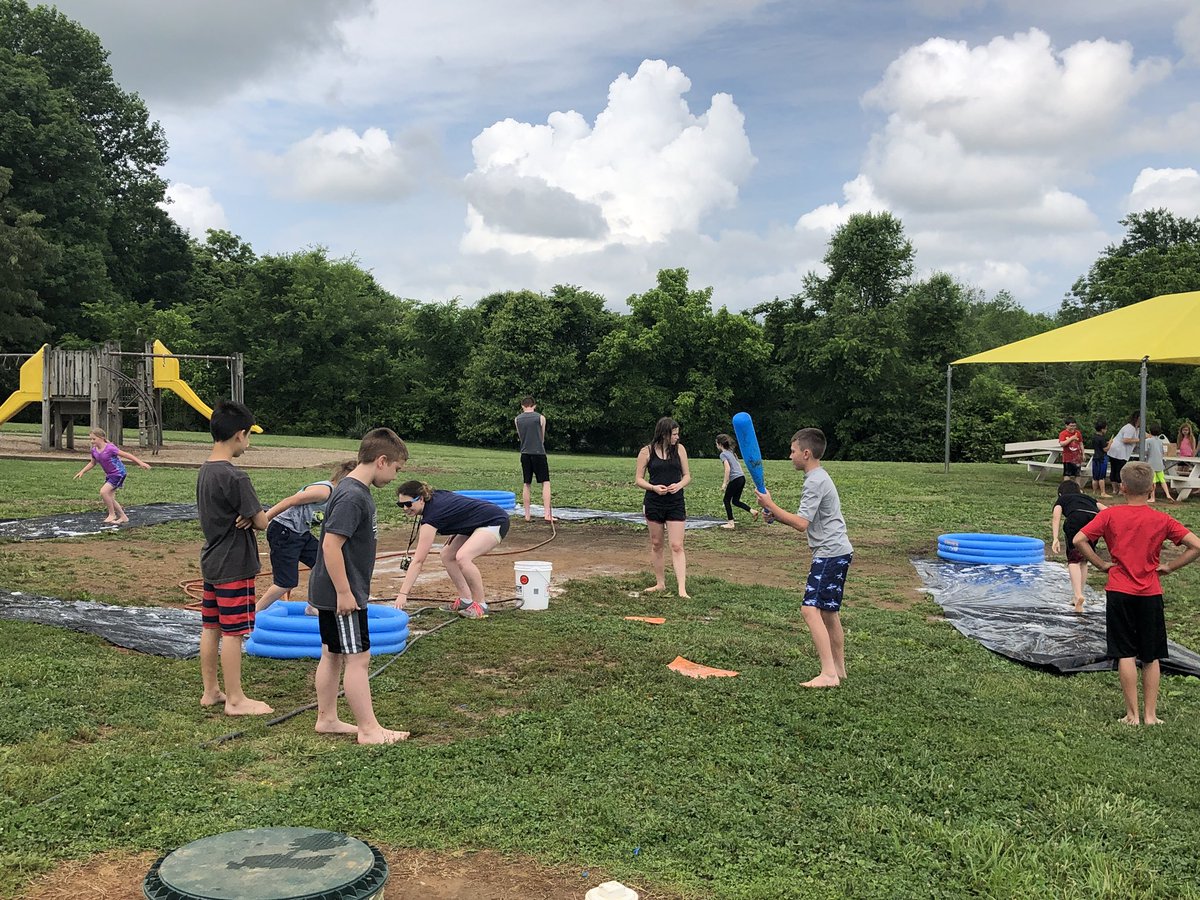 mssigmansclass's tweet photo. Slip n Slide baseball! #behavioraward #ccsdtn #pvessuccess https://t.co/ndLNKw6WmI