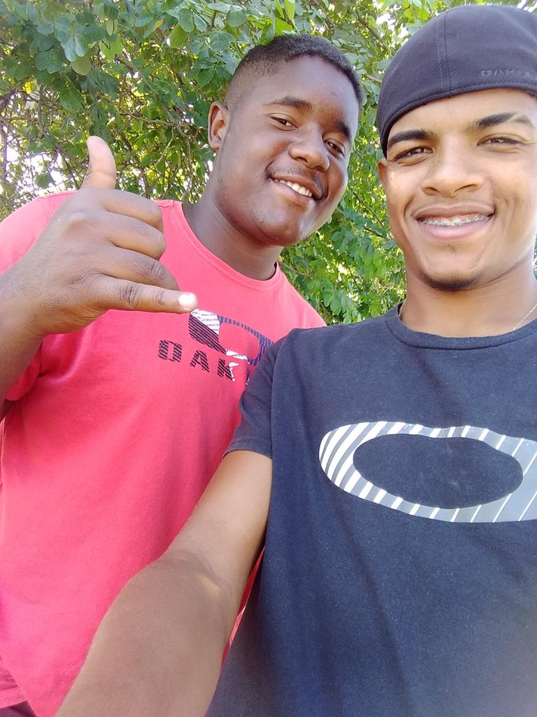SrMoreno7's tweet photo. +2 dos trabalhos com neto rs https://t.co/WmqRaDflCV