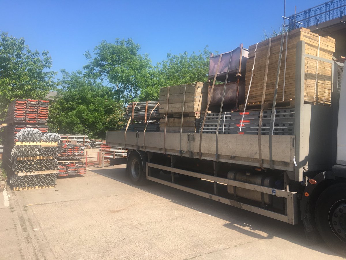 RWillisTrad's tweet photo. @TRAD_Scaff Loughborough Yard. First load on the wagon ready for delivery in the morning to our new project development @WestleighHomes Brooke Road, Oakham. https://t.co/S80z5ukjEQ