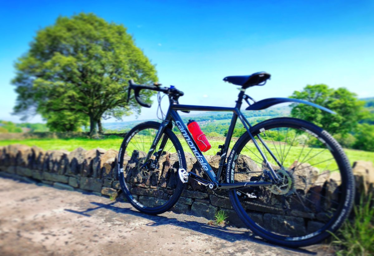 CyclingEurope's tweet photo. Thought I was going mad when, after having tagged the Instagram version of this photo with #RedBottle, I looked at the Twitter picture and it had gone yellow! The power of the digital world... (Or time traveling @CycleTourFest bottles...) @lauralikeswater @NextChallenge https://t.co/3vU7Pd05XU