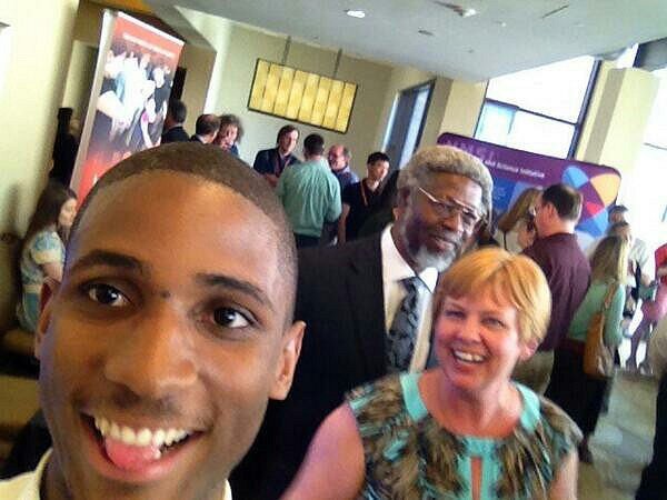 UTeachopotamus's tweet photo. No, seriously. Even snagged a selfie w/ @hugheskk and @Dr_JimGates. #uteachconf #throwbackuteach https://t.co/RAezryDCFj