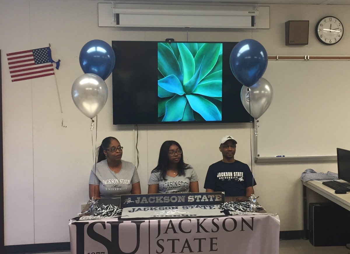 AsplundTerry's tweet photo. @TrojansLHS Senior Daleicia Hart signed an academic scholarship to attend @JacksonStateU. Congrats Daleicia! https://t.co/IgyFxgHy7S