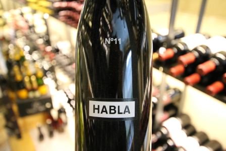 CafeColonMadrid's tweet photo. Una buena bodega, imprescindible para una buena comida https://t.co/MhuqehV8cE