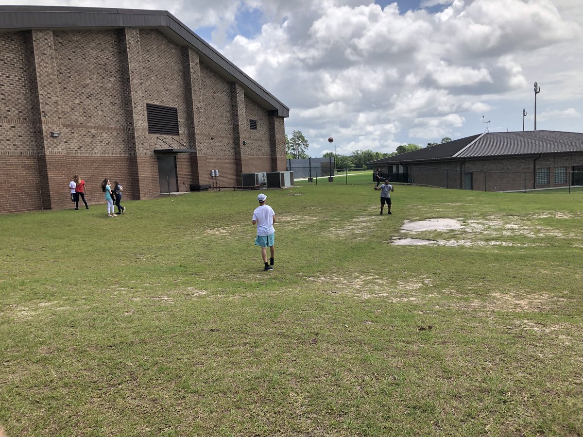 MrsMalerk's tweet photo. 7th grade worked hard this year. They earned so many awards this morning time to celebrate their hard work! @BryanCountyMS https://t.co/aL26OXdXH2