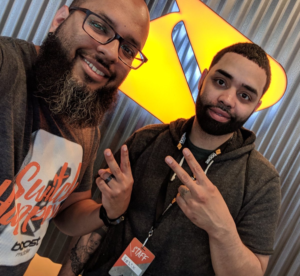 BoostHustle's tweet photo. 👋🏽 @SPG_AJ &amp; Jamie: Me &amp; Felix are ready to welcome you to South Jersey! #MidAtlanticGrind @Phillmychini @JayMiglionico https://t.co/wfDlekyp8w