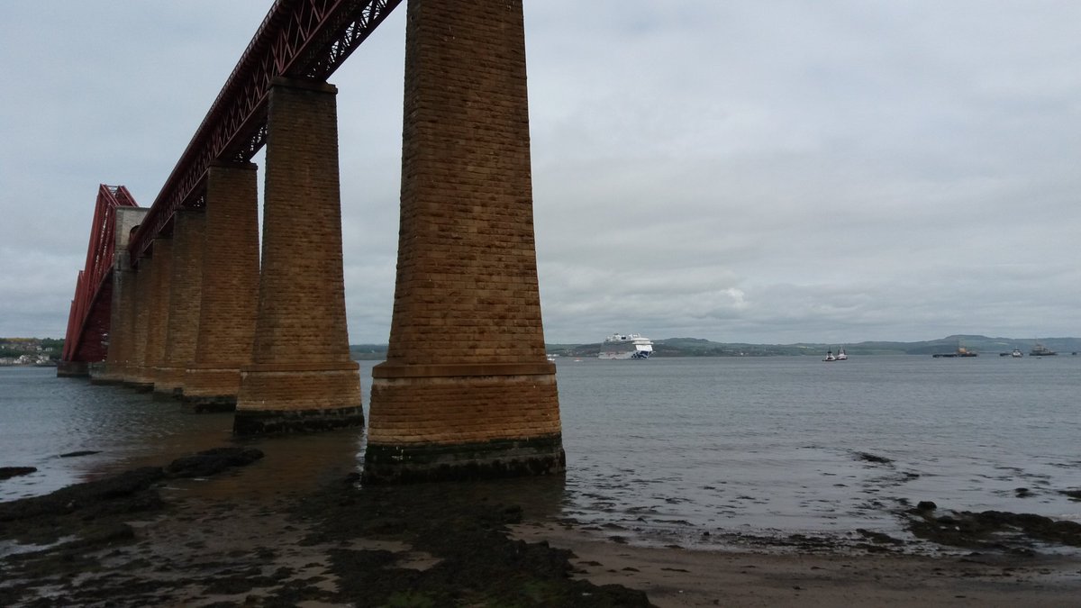 Another day out and about @on_lothianbuses, this time helping to shuttle visitors from the @PrincessCruises #RoyalPrincess cruise ship to and from Edinburgh on our special X99 Cruiselink service. Don't get a view like this from the office! #Queensferry #HawesPier