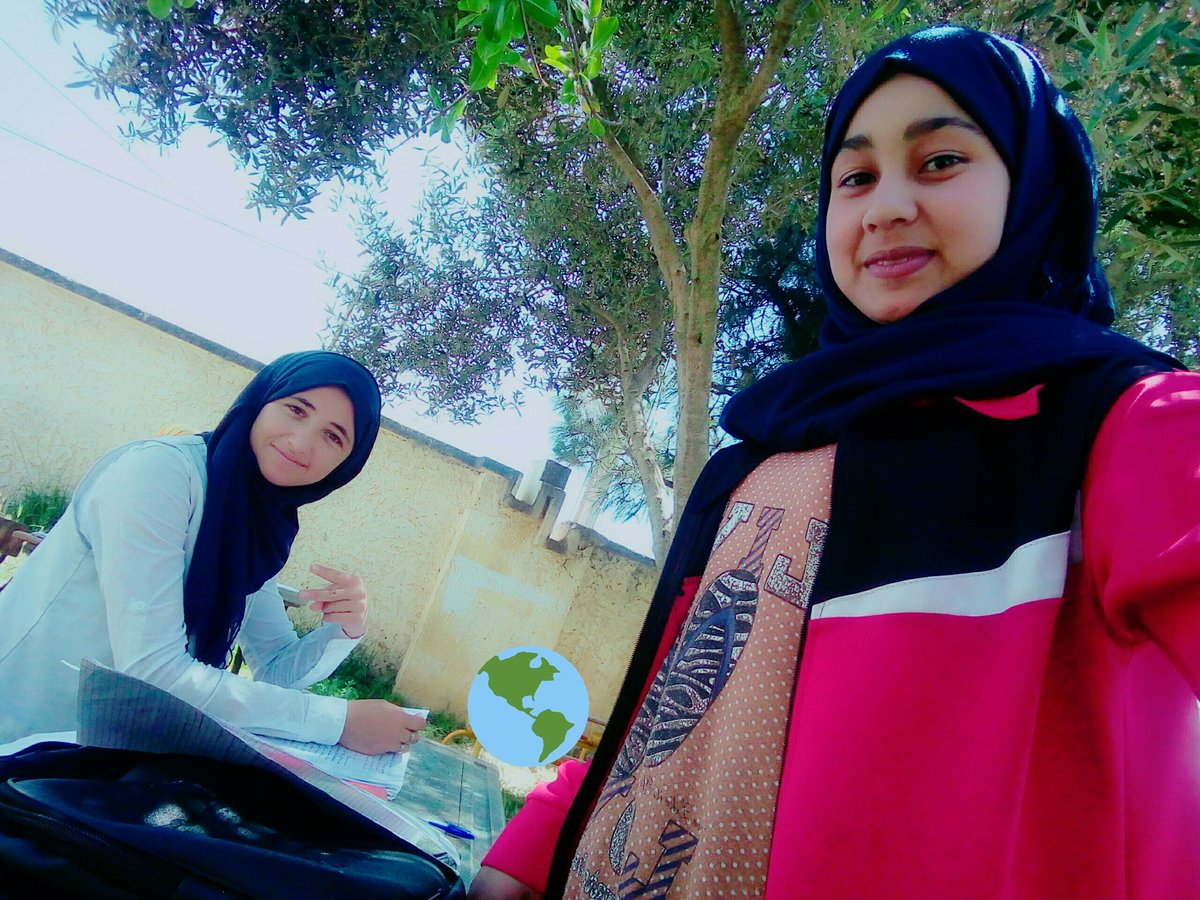 خد العبرة من التجربة...فالحياة إختبار...قد تصيب وتنجح في الاختبار أو تفشل...فتتحمل عبئ الحياة ومشاكلها 😍😍😍☺☺☺
#RI