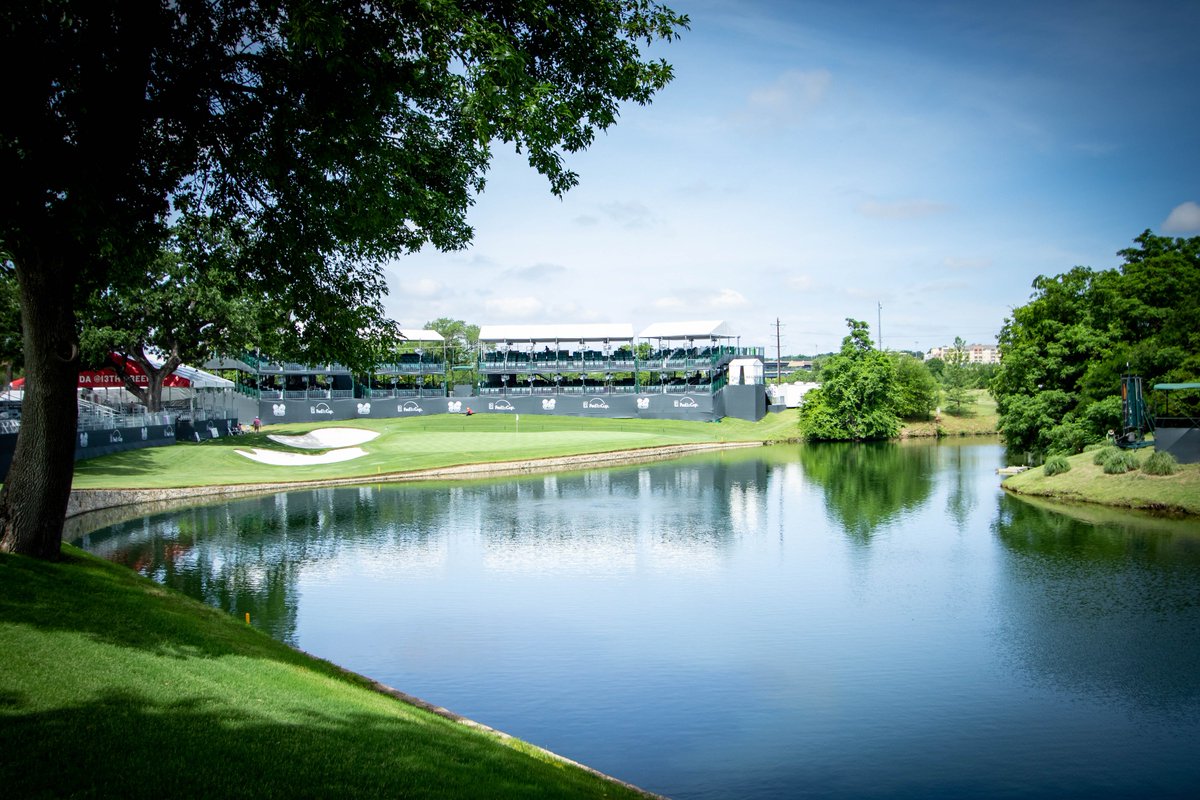 PGATour's tweet photo. Golf is a beautiful game. ⛳️

Welcome to Colonial CC. 😍 https://t.co/OK2wtgcKs0