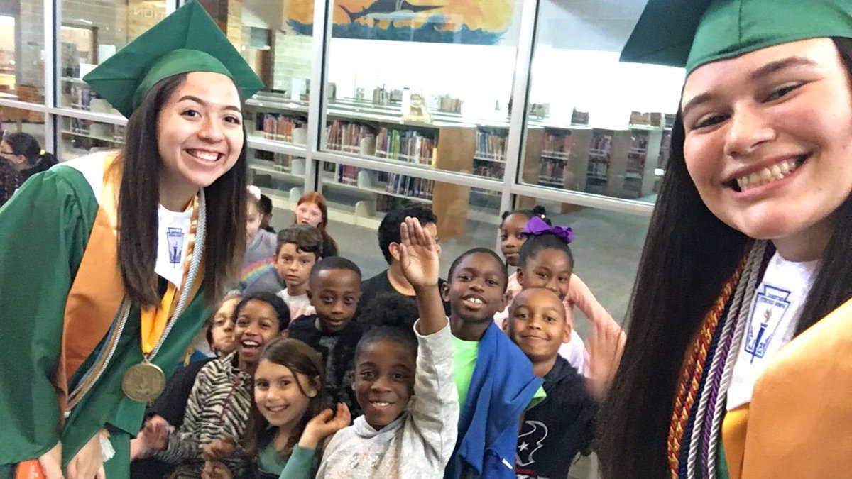 Christiann tweet media