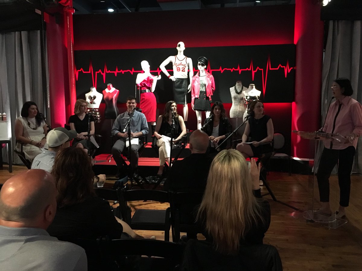 TweetsByDamien's tweet photo. Listening and learning from some of the #40under40 @Macys @amazonbooks @TiffanyAndCo @ingoodco @zengenius @gensler_design #newyork #design #branding #retail #innovation #conferencecrawl https://t.co/FVc2hWAFbx