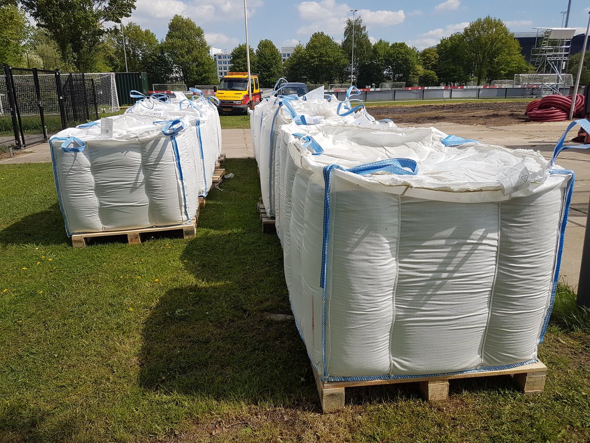 GrasShaker's tweet photo. Pitch under construction #AFCA Trainingcentre, topsoil improvement with mixing #Storit zeolite trough the rootzone and the ⚽♻⚽#TopDrain sand. @olmixgroup @jostheunissen @BrasFijnaart @GrassMaster1989 https://t.co/0WlO2jMykl