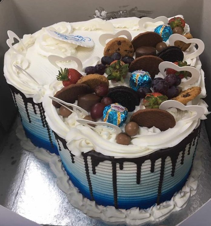 DCCakez's tweet photo. #FineFoodTwitter
@delicreamcakesπΉ
Cupcakes, birthday cakes, engagement cake, wedding cake, custom cake, desserts and much more. https://t.co/7HAlD7WZVD