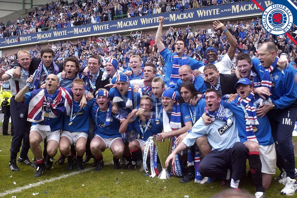 🕰🚁 On This Day – In 2005, against all the odds #RangersFC won the Scottish Premier League on a day the fans will forever remember as ‘Helicopter Sunday’.

➡️ rng.rs/2x4Oldb