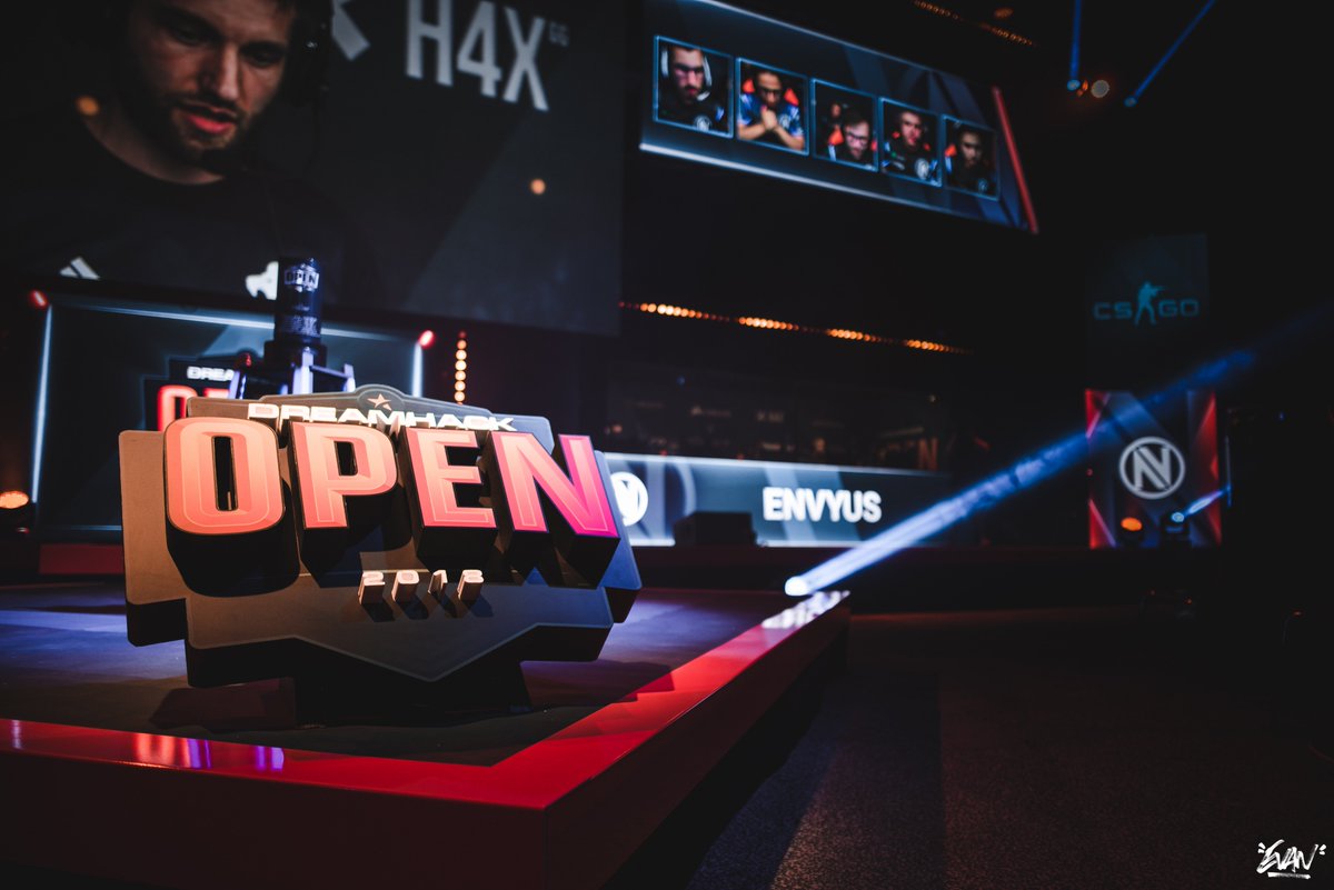 evancmb's tweet photo. Ce week-end, il y avait la @DreamHack Open Tours 2018, une ambiance de dingue et des matchs completement fou ! Retour en image à la #dreamhacktours 
#CSGO #DHFR2018 https://t.co/UMDePdI8qn
