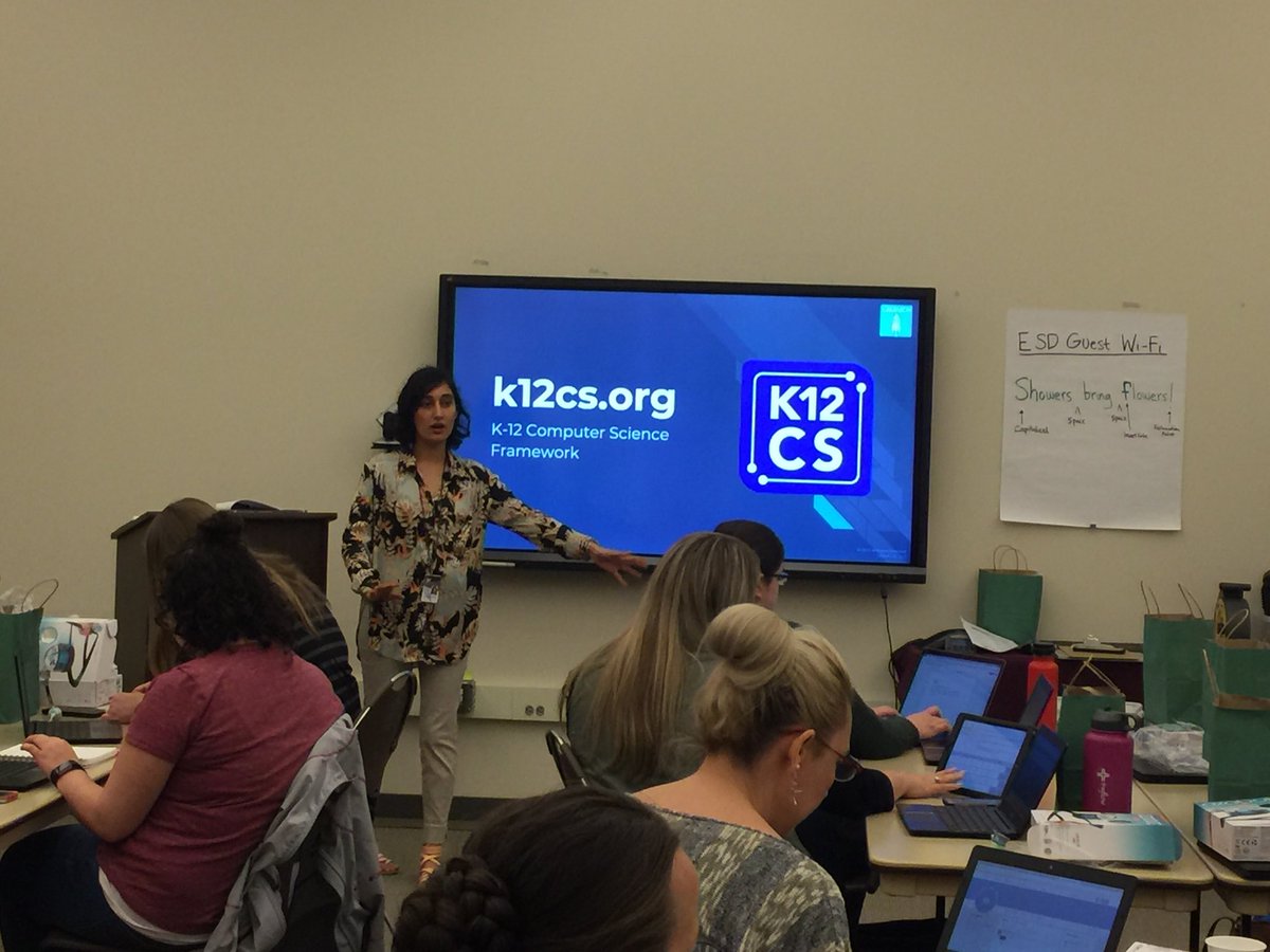 STEMesd112's tweet image. Full house of K-5 to kick off #CSESD112 #csforall @LaunchCompSci @waOSPI @MsShannonT