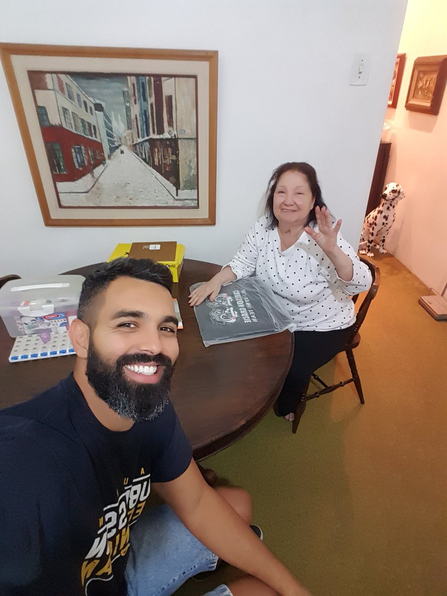 rubinhobenjamin's tweet photo. O Carlson foi bom pra todo mundo, menos pra ele. (Marly Gracie) A cada dia fico mais fã dessa lenda. #CarlsonGracie #Forever #UseTauron https://t.co/wbzvOg2De3
