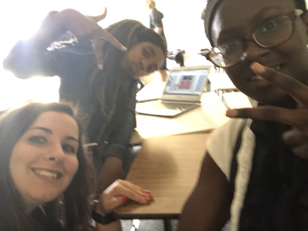MrsMalerk's tweet photo. More 3rd block selfies https://t.co/DulFzzpCpb