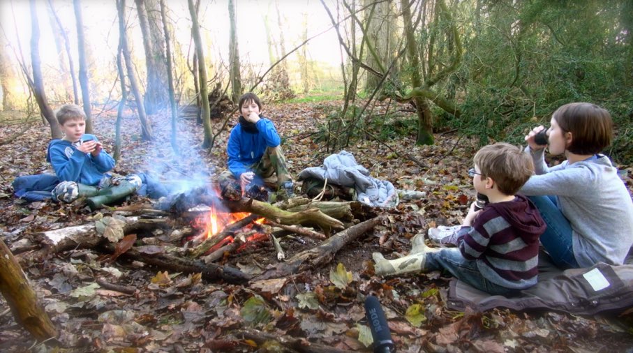 JuliaBradbury's tweet photo. Having direct contact with nature as a child helps increase attentional capacity, creativity &amp; helps gain an understanding for their natural surroundings. 

If children don’t care about nature, why would they protect it as an adult. 

The planet will be in their hands... https://t.co/Nc8IUWHhFZ