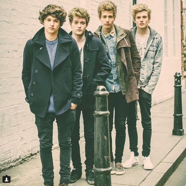 VampsEsp's tweet photo. "What went wrong?" - James en Instagram https://t.co/2Iripizj4m