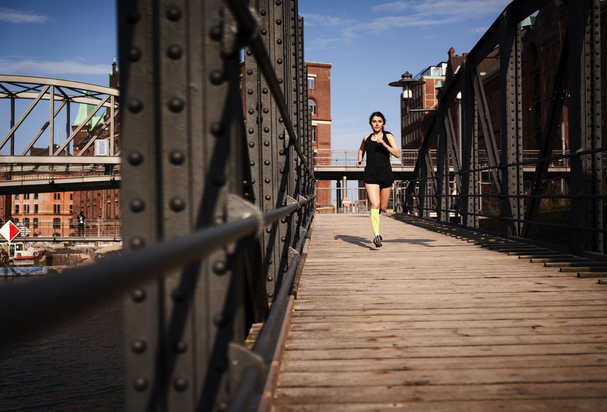 CEPCOMPRESSION's tweet image. Racing through the work week like 🏃🏻‍♀️🏃🏽‍♂️🎉

Where are you training today?

#TrueCompression