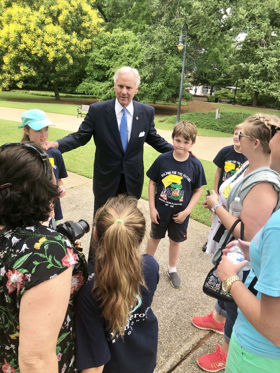 Gov. Henry McMaster tweet media