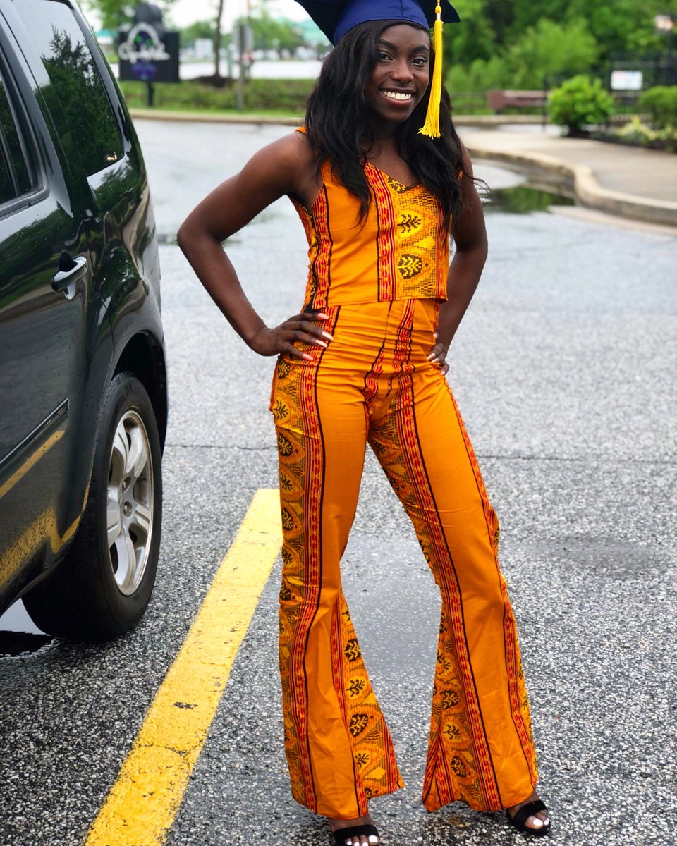 ___gstyles's tweet photo. Congrats to the newest Grad. Custom attire by Gstyles. Book us for your next custom! https://t.co/rfNGIrh7QP