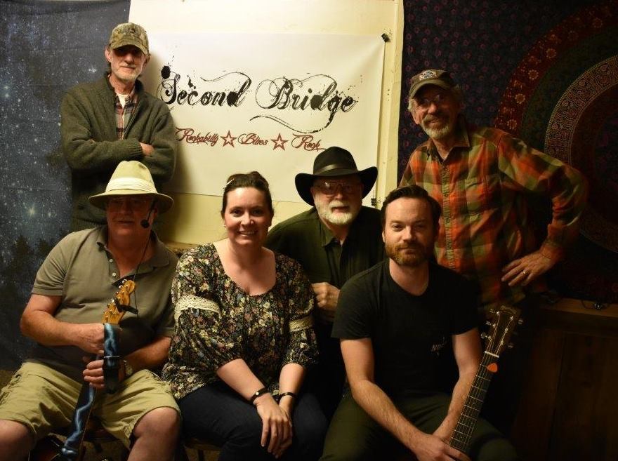 ChetcoBrew's tweet image. One of the great bands you'll hear at Rock the Chetco! You're coming this weekend, right? #rockthechetco #secondbridge #chetcobrewingcompany #portofbrookingsharbor #memorialweekend 🎶🍺🌊🕶🍔🌮🌭🍟🍿🏅🚣