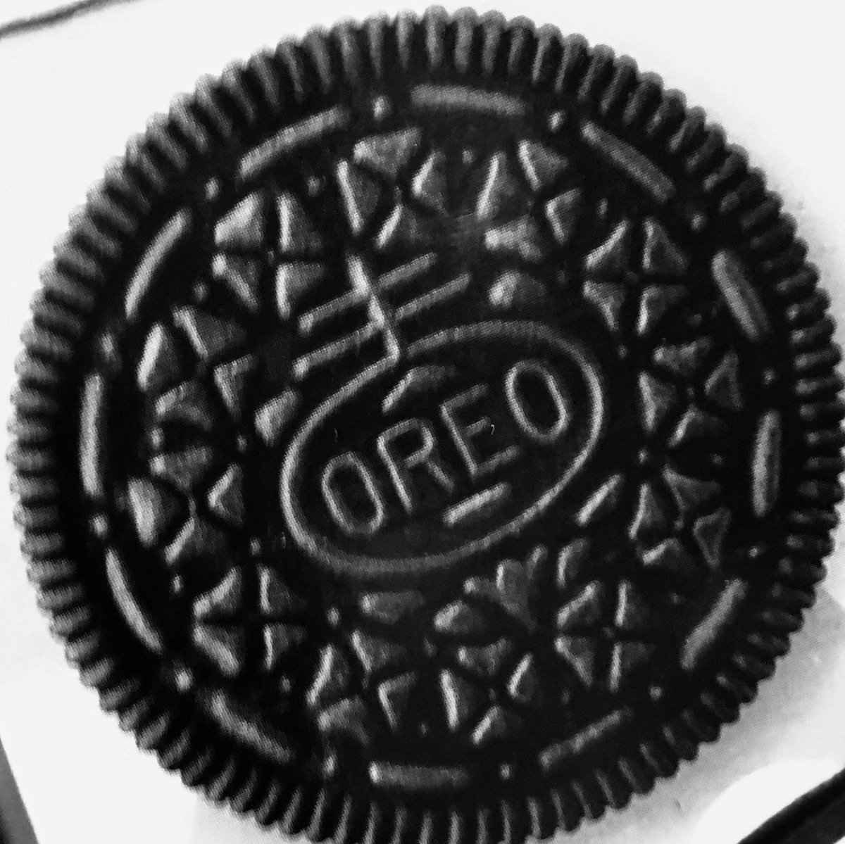 ashandally1's tweet photo. a beautiful work of art #marketplyler #Oreo https://t.co/MBYEfa9rz2