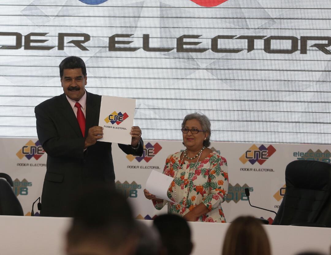 FMisionJGH's tweet photo. #PresidenteMaduro reelecto hace un llamado a la unidad, a la solidaridad de los pueblos. El camino es la Paz. El camino es el Pueblo y su felicidad. El camino la igualdad y libertad verdadera. Valores, igualdad, cultura, inclusión! 🇻🇪 https://t.co/UjN74u7m1a