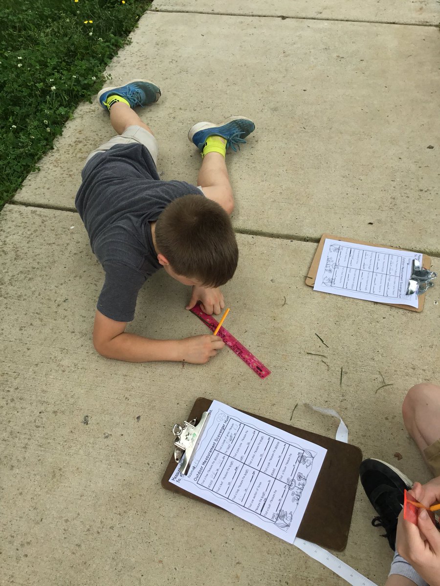 SlavinTeach's tweet image. We took our measurement scavenger hunt outside in 5th grade #CUBEProgram today. @APSMath
