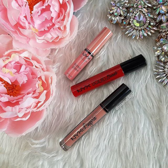 h_sama's tweet photo. Loved @nyxcosmetics liquid Suede in Red LSCL11
And got some more lippies on my line up ๐ ๐ง๐ท amei o vermelho da @nyxcosmeticsbr e tenho mais uns na linha pra provar .
#liquidsuede #nyx #lipstick #red #makeup #HSAMABLOG https://t.co/iuU2Aoi5fy https://t.co/4lyG3ovuLS