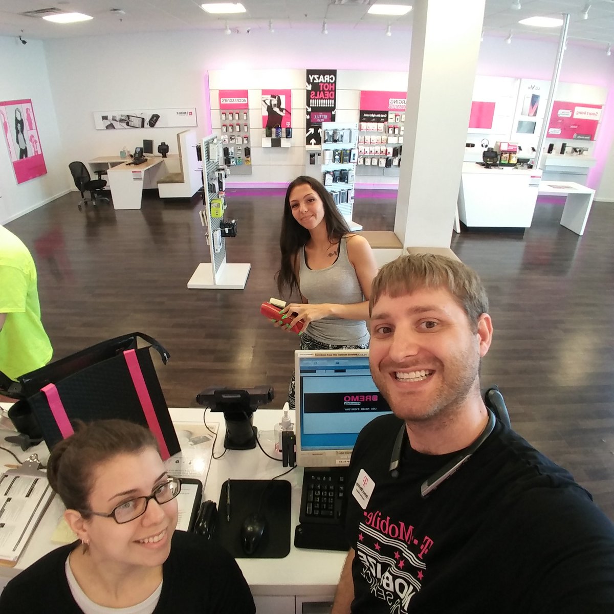 JMarkley0's tweet photo. Here at @TMobile we have serious fun with our customers. Come find out why were the #uncarrier and what it means to be thanked every week with #TMobileTuesdays https://t.co/GMgV1qzGCS