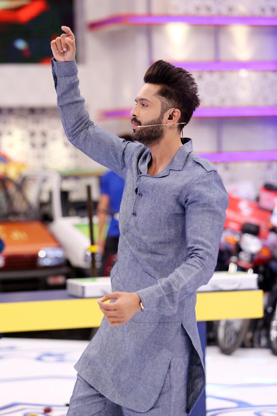 Fahad mustafa dressing style 2018 online