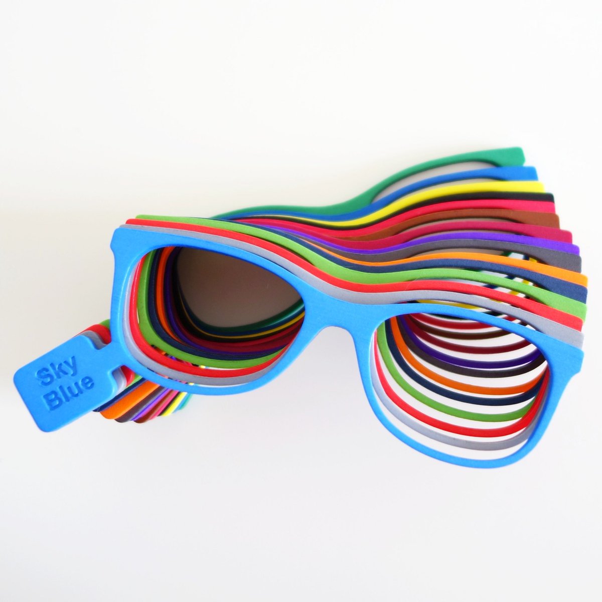 OnlyMineEyewear's tweet photo. Faces à main
15 coloris disponibles pour l'impression 3D SLS HD
https://t.co/BpgazRZ2UN

#3dPrinted #colorful #bespoke #eyewear
#impression3D #additiveManufacturing

#virtualtryon #VTO https://t.co/lwIWgbk69e
