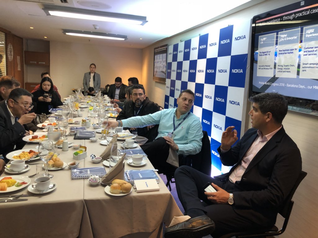 claudiaromh's tweet image. Our Osvaldo Di Campli and Juan Mariño talking to the Colombian press about @nokia ’s proposal to connect the world. #MWC18 revisited #5G #IoT