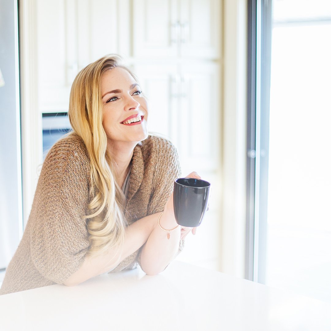 The best mornings start with a great skin care routine and a fresh cup of coffee.
#viverskincare #peel #youthfulskin #beauty #youngerskin #retinol #reducewrinkles #smoothskin #texture #tone #skin