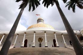 Asamblea Nacional de Venezuela desconoce resultados, califica de fraude elecciones del #20M y declara a Maduro usurpador de la Presidencia de Venezuela