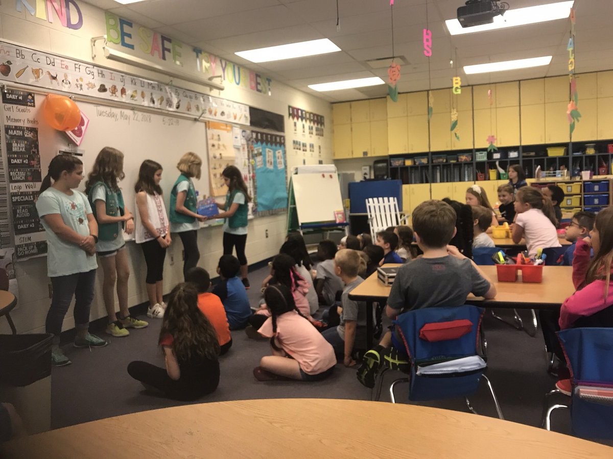 LearnwAnklam's tweet photo. Thank you Girl Scouts for reading to us and teaching us to be unique! #KME302 #kanelandp https://t.co/1rWyBkNG13