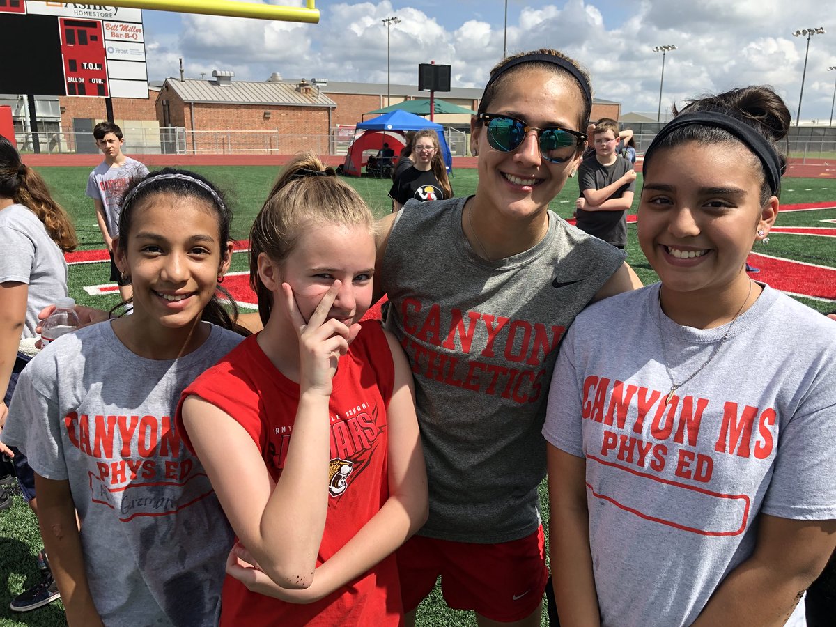 ComalPhysED's tweet photo. Thank you @ComalPhysED Coaches for making a difference in #PE ! #wholechild #HealthiestSchools #physedfit  @CHMS_PE @CanyonJagsPE @SVMS_PE @MVMS_PE @matthewsdeloach @mkeranen5 @kristycastillej @CHMS_Principal https://t.co/8TQyvGUJmF