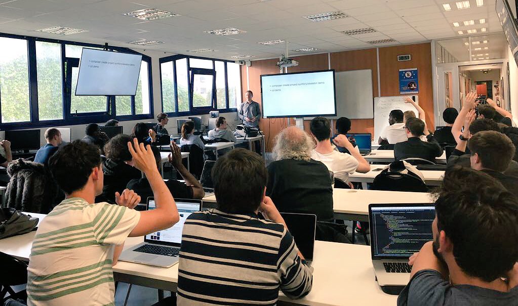 ecole_ipssi's tweet photo. 👀 En direct du meetup « Injection de dépendance avec Symfony 4 ». Animé par @nicolasgrekas, 2ème plus grand contributeur au framework #Symfony. 😊
@Darkmira1 @symfony
#ecoleinformatique #numerique #IPSSIParis #meetupIpssi #networking https://t.co/5MqAbsBM5s