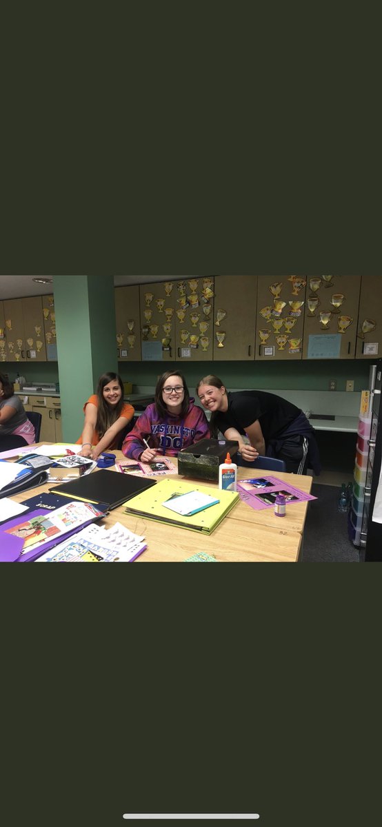K_Short_AMS's tweet photo. This is scrapbooking, they are making pet pages for their scrapbooks. I'm with @C_burke_AMS  and @s_van_ams #TrentonTuesday #BamsCE https://t.co/w1YdnbFJBt