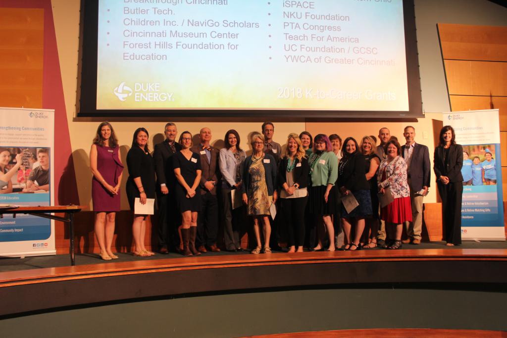 SallyThelen's tweet photo. Check out all of these amazing organizations thatwere the lucky recipients of nearly $600K @dukeenergy OH-KY grants in STEM, literacy and workforce development. #WeAreDE https://t.co/jV27DeNZIL https://t.co/RnBZOuNFtY