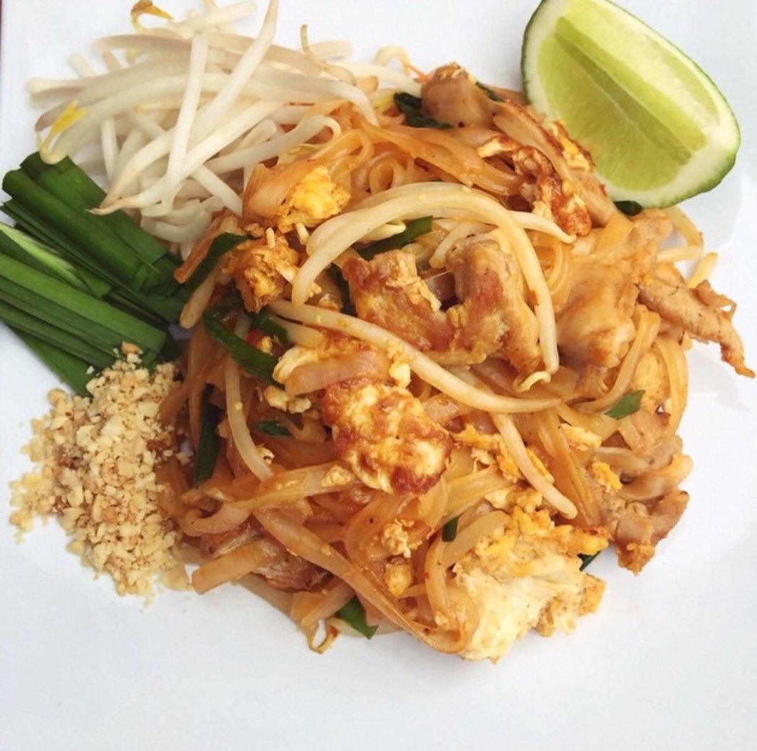 gourmet_stops's tweet photo. @Hungrybellythai will be serving #yummy #dinner #tonight at @wrenapartments -> https://t.co/dS6FuBerYQ Dinner time 5-9pm! #ladinner #laeats #lafoodie #labites #eattonight #foodie #thaifood #losangeles #streetfood https://t.co/P7XegQ3nI5