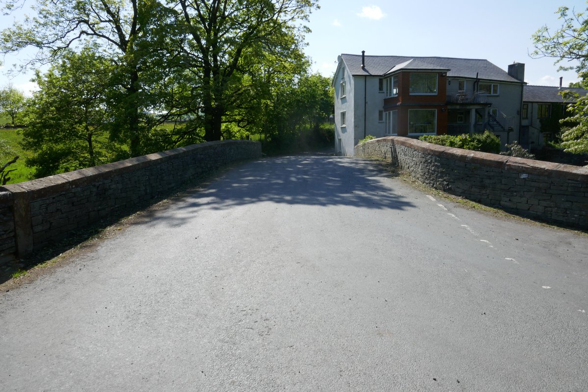 TheLengthsman's tweet photo. Just a gorgeous afternoon strimming ~ #LowickBridge over the River Crake ~ #NotJustLakes https://t.co/CULAWUq2zy