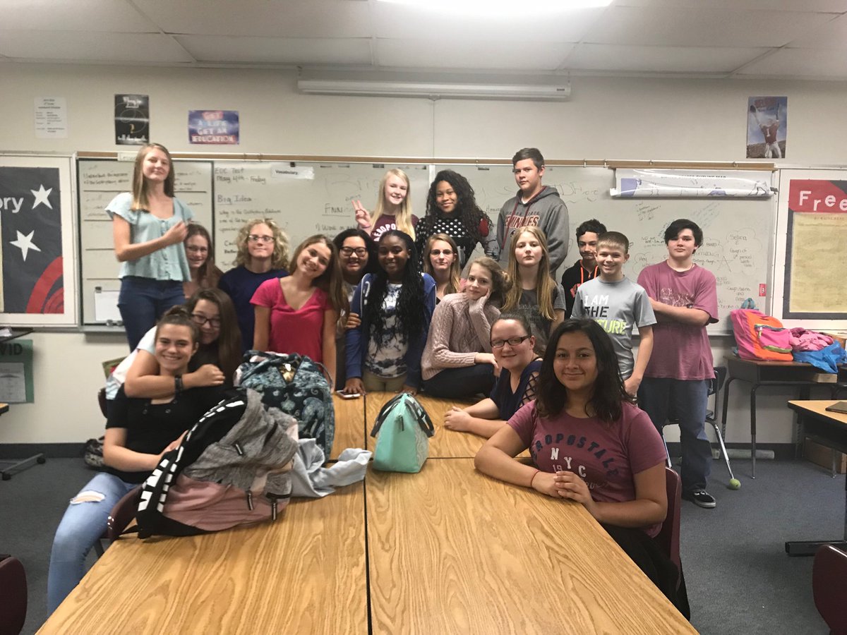 dtgoddard67's tweet photo. Mr. Goddard’s CSMS FNN class.  So awesome they are!!!! https://t.co/M3mg3LK2Kb