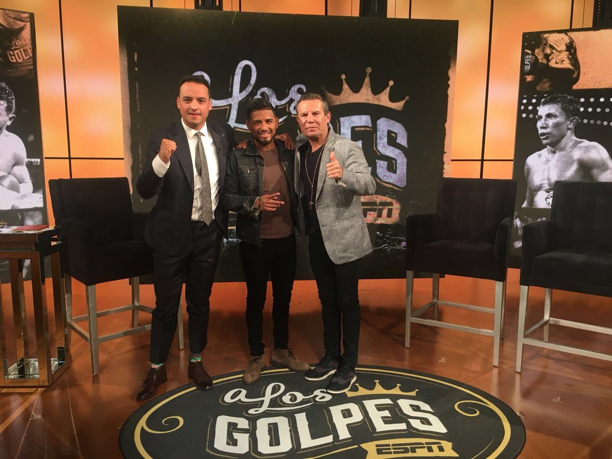 Jcchavez115's tweet photo. Con mis amigos @abnermares y @mauriciopedroza en #ALosGolpes #utaaa https://t.co/ywkRxLryrH