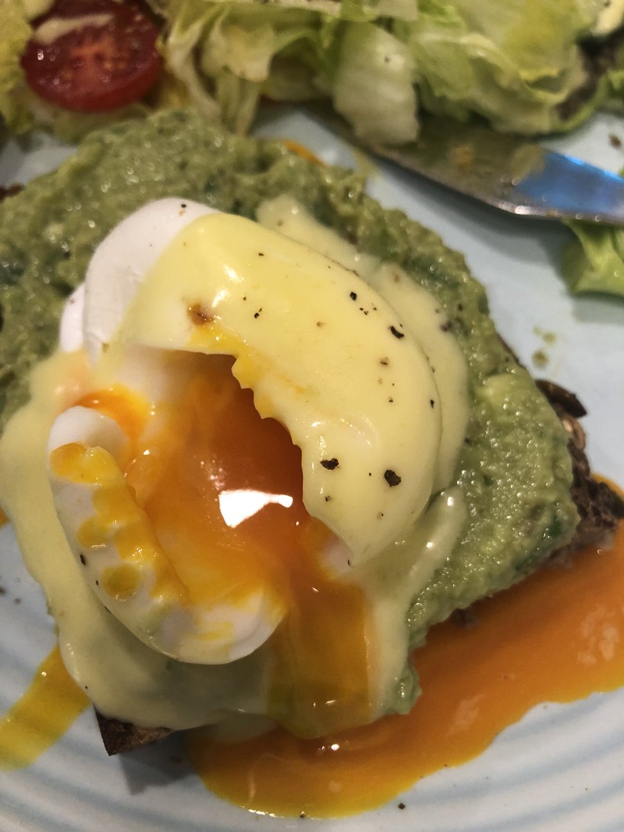bexxyd's tweet photo. What if I do #FF on Tues? Aww g’wan indulge me - two ace finds need a follow + digital loving 
@PippettesUK in #N10 organic, homegrown + truly effective #skincare + healing goodies (amazing scented candles too)
And @intrepidfork supreme homemade savoury+sweet made with love https://t.co/gtAQ5PCRaX