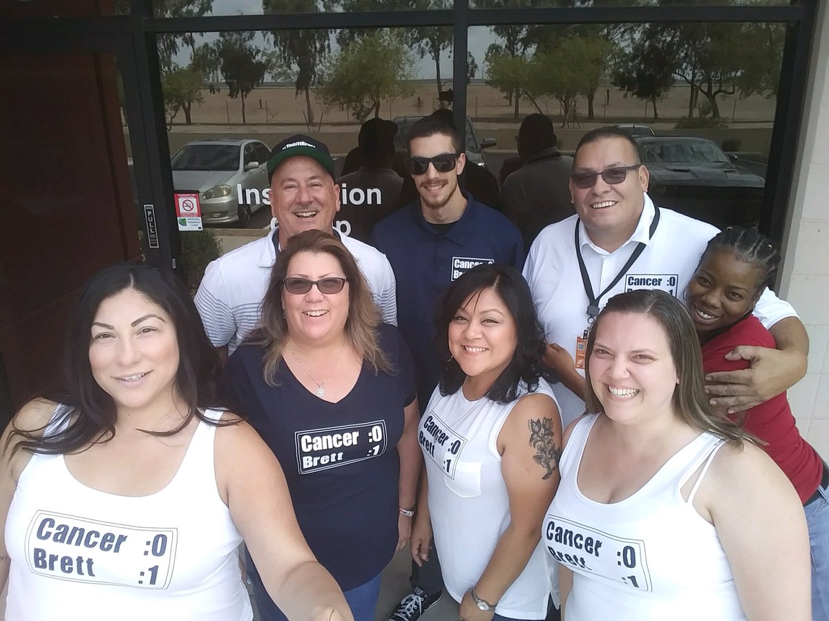 state48_usig's tweet photo. Cancer:0 Brett: 1 - Work hasn’t been the same without you. Welcome back! #workfam #usigphoenix https://t.co/IkmQkHNMyK