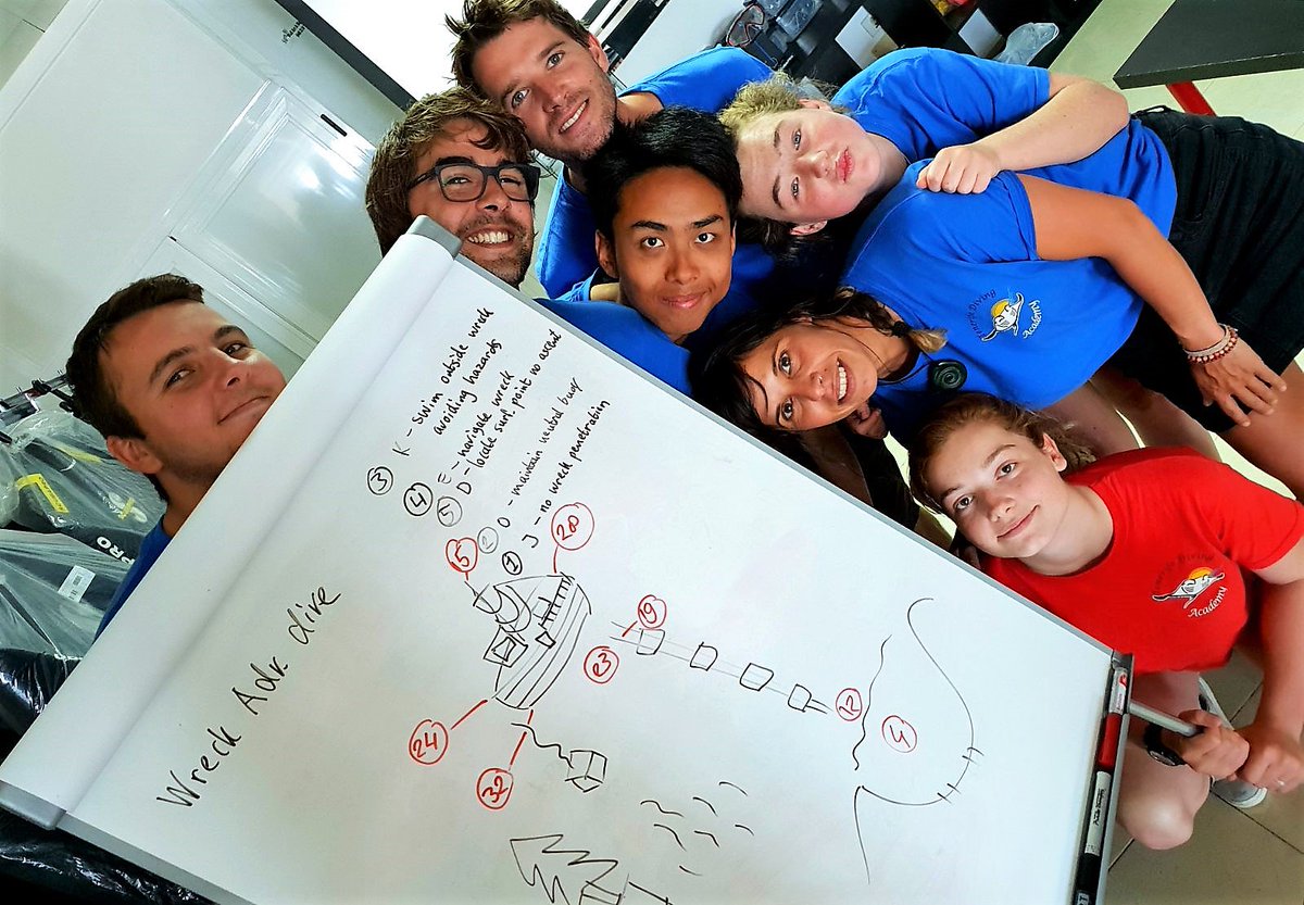 LasAmericasDive's tweet photo. PADI IDC Tenerife Day 6
A very busy day completing practical workshops and additional "Bonus" programs to help our #candidates prepare for the world of being a #Pro #Diver
#Tenerife #MYPADI #BeTheBest #GoingTheExtraMile #GoPro #Scuba #Diving #TheNextGenerationOfPADIPros #AI #GTS https://t.co/wPqVImMvYA